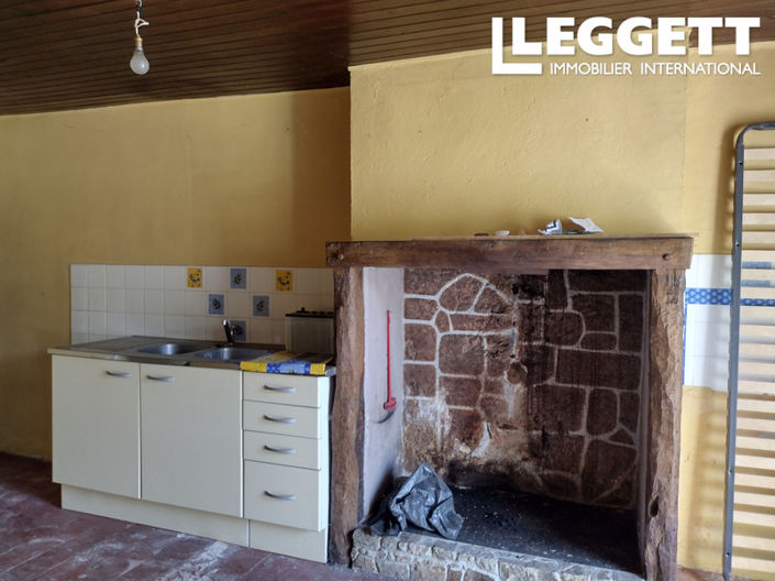 Image No.8-1 Bed House for sale