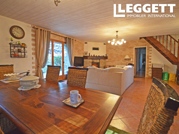 Image No.4-4 Bed House for sale