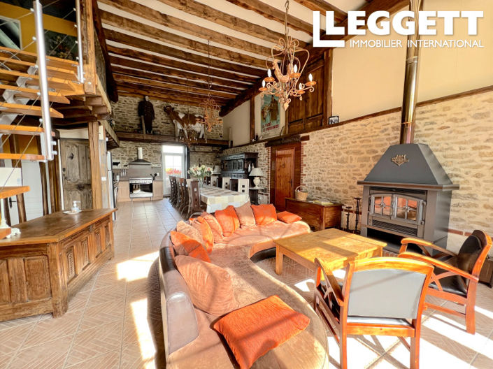 Image No.3-9 Bed House for sale