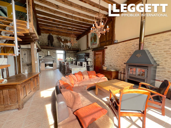 Image No.3-9 Bed Commercial for sale