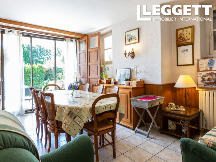 Image No.6-5 Bed House for sale