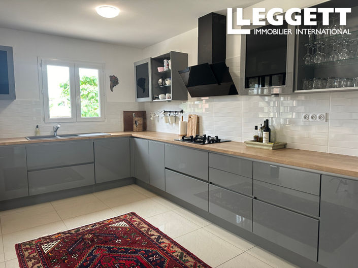 Image No.5-3 Bed House for sale