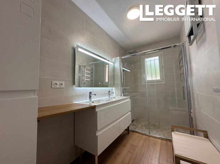 Image No.9-3 Bed House for sale