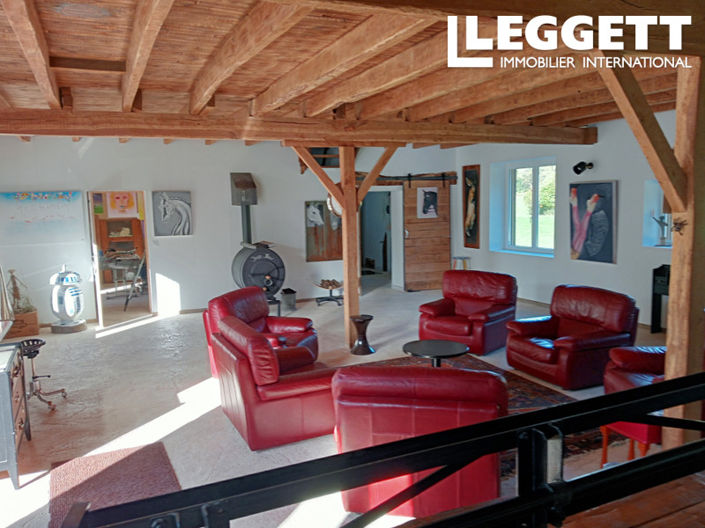 Image No.1-5 Bed House for sale