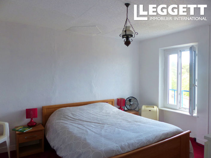 Image No.7-3 Bed House for sale