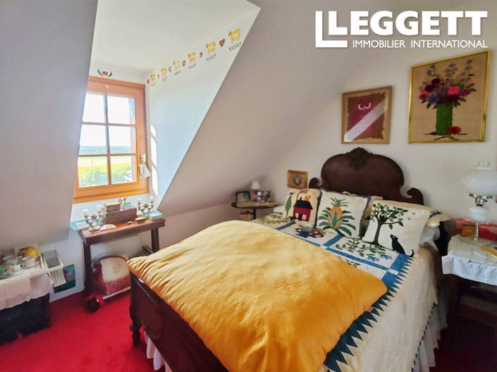 Image No.6-5 Bed House for sale