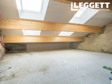 ahr0chm6ly9jzg4uagvzdglhlmltbw8vaw1hz2uvvevom