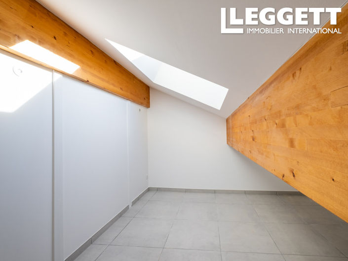 Image No.10-3 Bed Apartment for sale