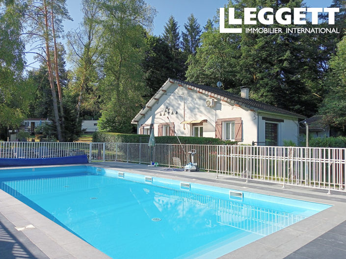 Image No.2-Commercial de 11 chambres à vendre à Marcillac-la-Croisille