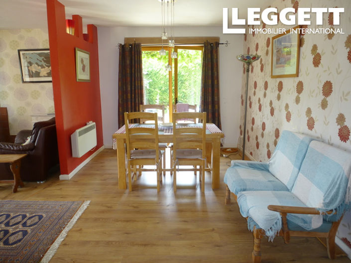 Image No.10-3 Bed House for sale