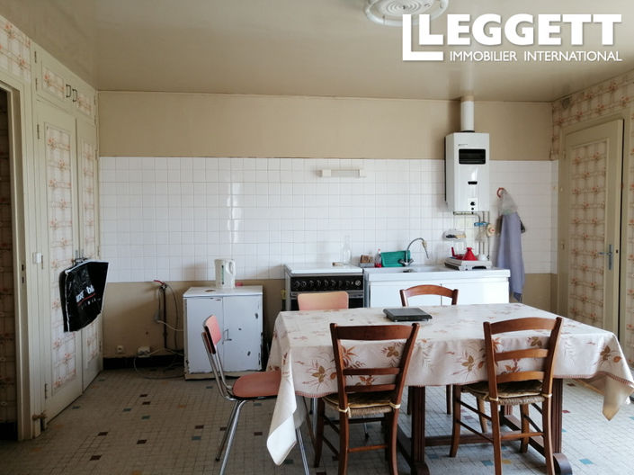 Image No.4-2 Bed House for sale