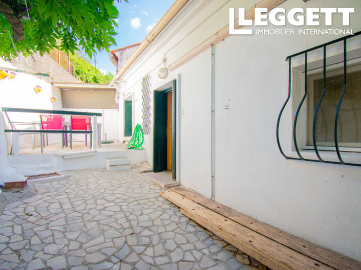 Image No.10-2 Bed House for sale