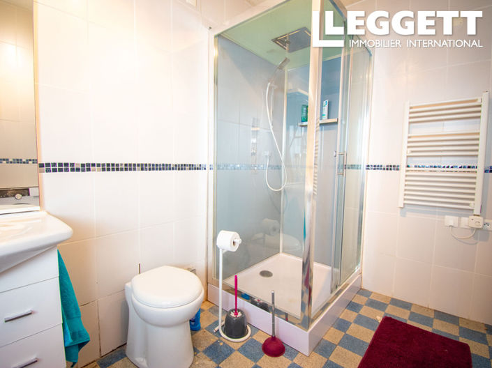 Image No.6-2 Bed House for sale