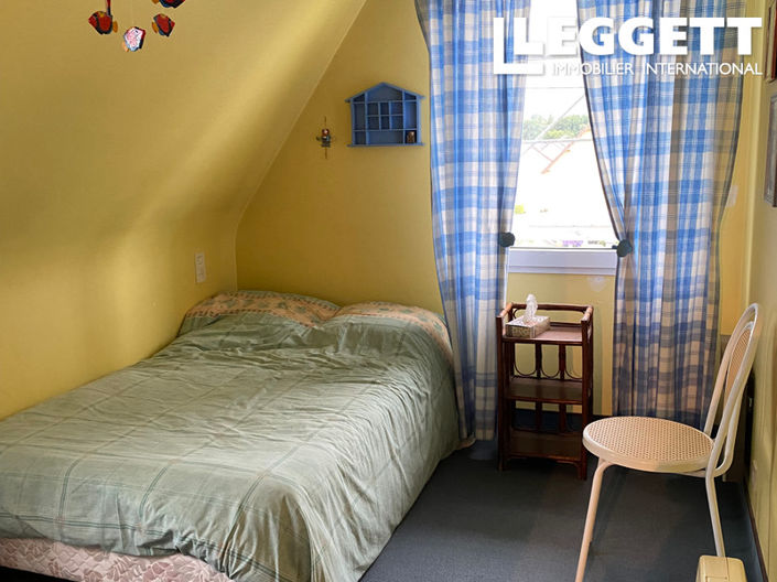 Image No.5-5 Bed House for sale