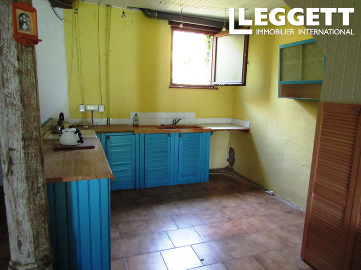 Image No.6-3 Bed House for sale