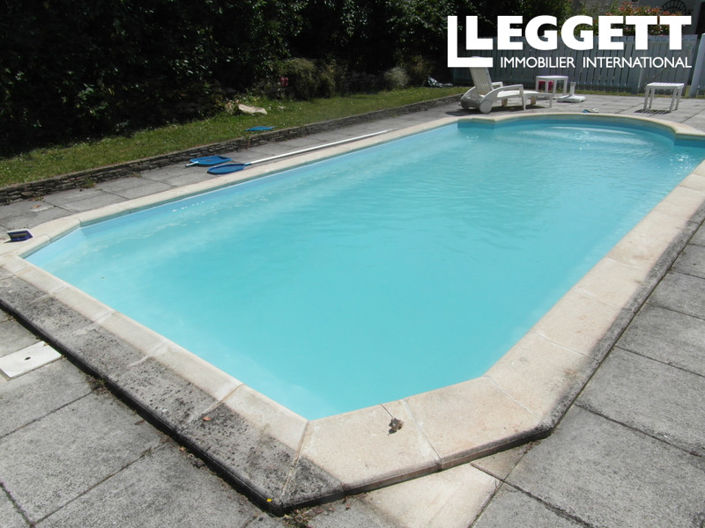 Image No.10-2 Bed House for sale