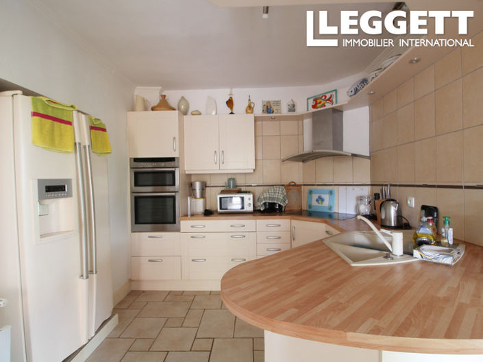 Image No.5-2 Bed House for sale