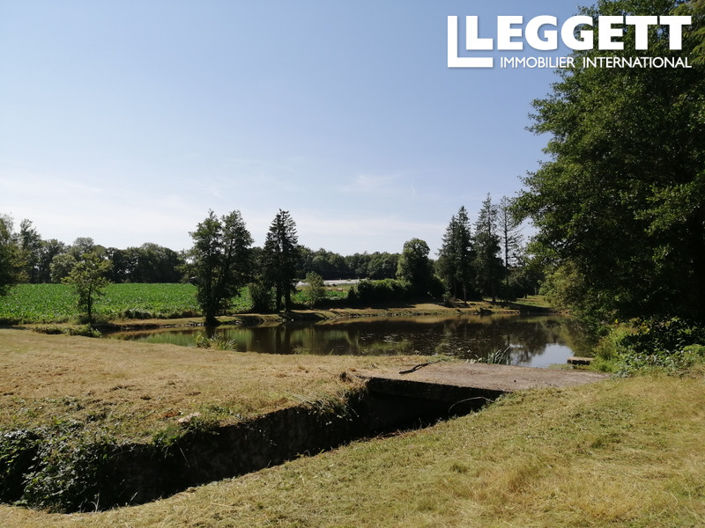 Image No.8-Terre à vendre à Vayres