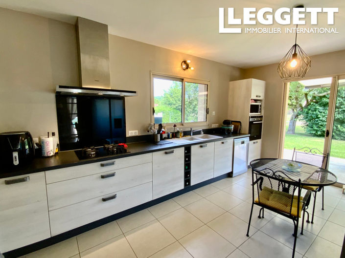 Image No.4-Maison de 4 chambres à vendre à Dordogne