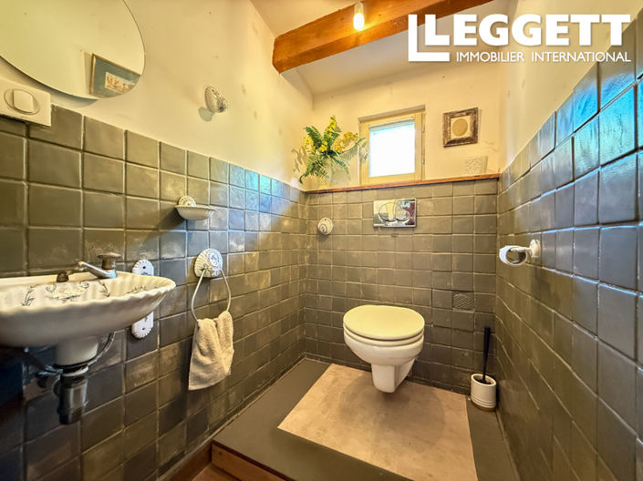 Image No.10-2 Bed House for sale