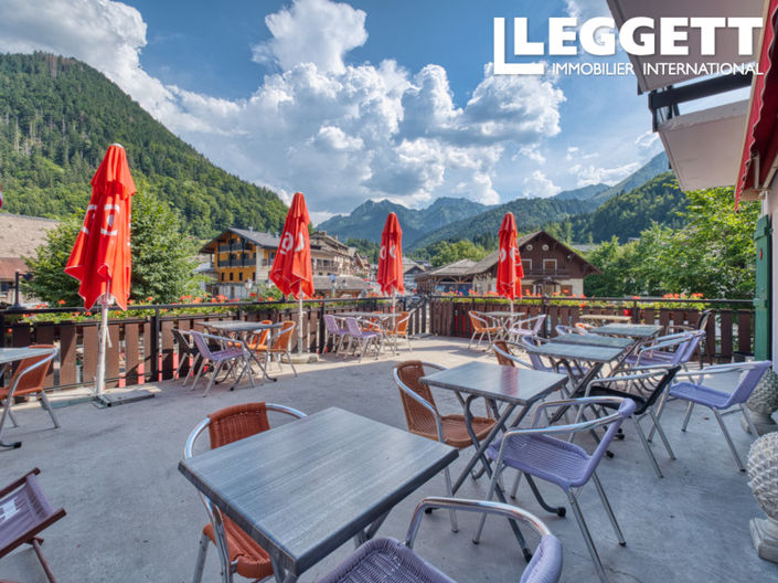 Image No.2-Commercial de 22 chambres à vendre à Abondance