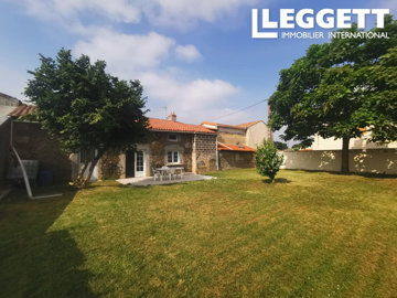 1 - Maine-et-Loire, House