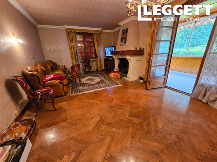 Image No.10-5 Bed House for sale