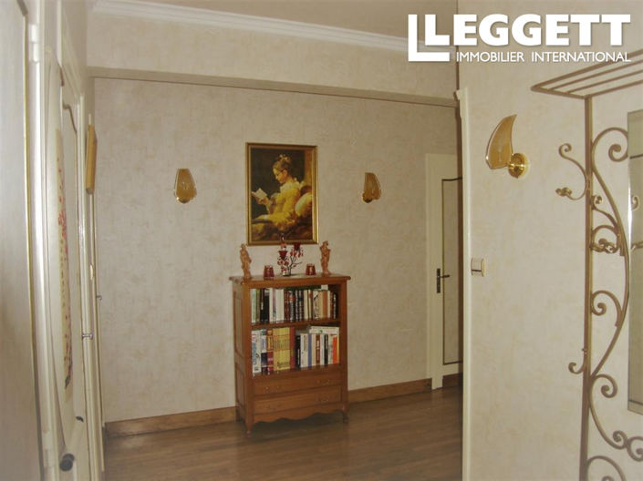 Image No.4-5 Bed House for sale