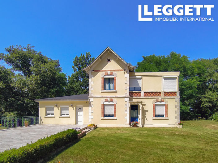 Image No.1-7 Bed House for sale