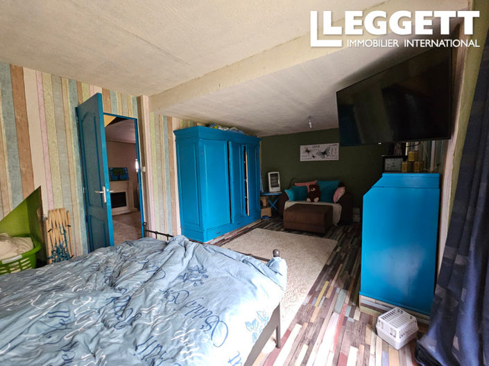 Image No.6-3 Bed House for sale