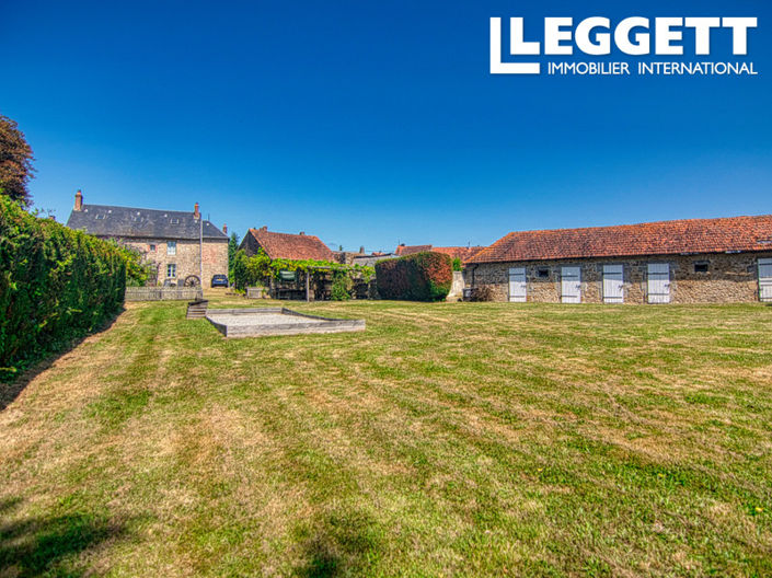 Image No.2-4 Bed House for sale