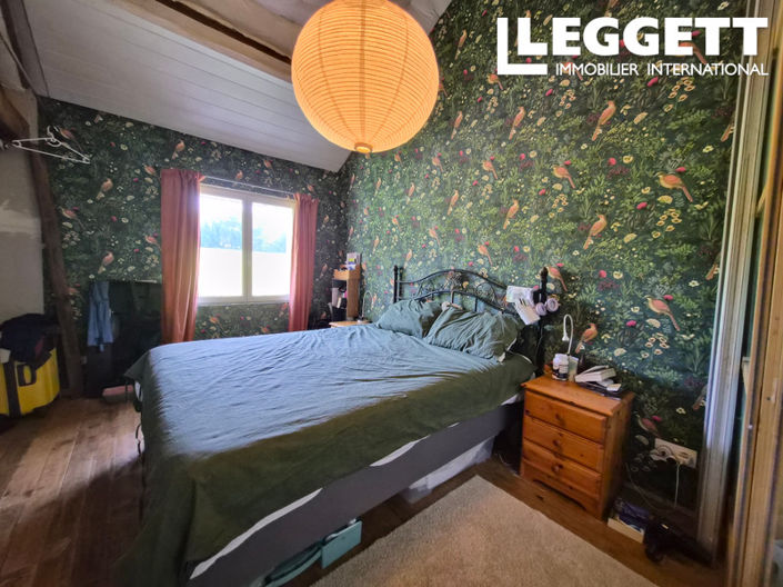 Image No.9-4 Bed House for sale