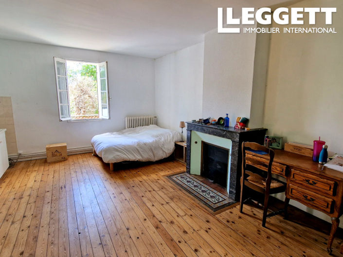 Image No.6-6 Bed House for sale