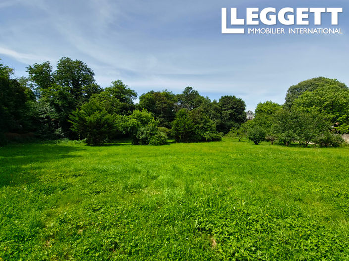 Image No.10-30 Bed House for sale