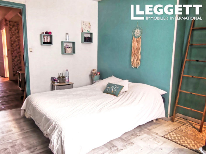 Image No.3-4 Bed House for sale