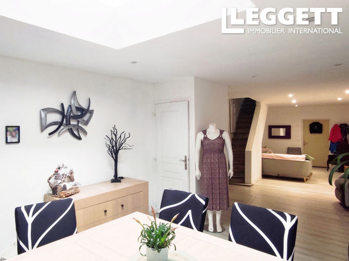 Image No.7-4 Bed House for sale