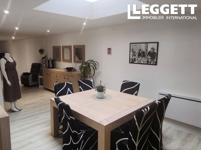 Image No.8-4 Bed House for sale