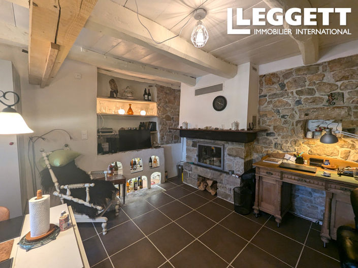 Image No.5-2 Bed House for sale