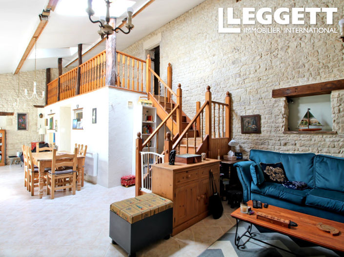 Image No.2-Maison de 6 chambres à vendre à Loiré-sur-Nie