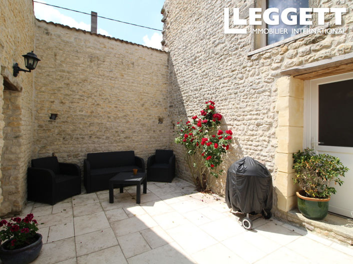 Image No.6-6 Bed House for sale