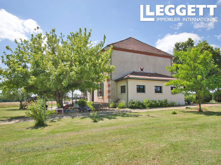 Image No.10-7 Bed House for sale