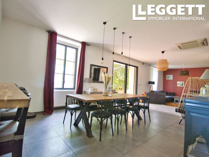 Image No.5-7 Bed House for sale