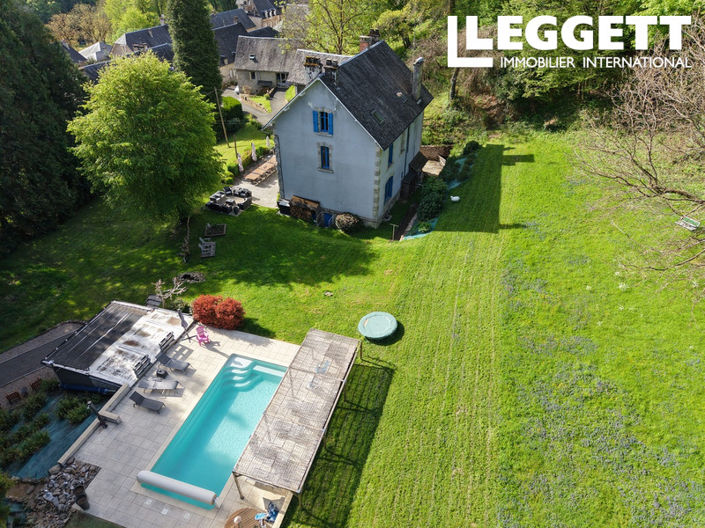 Image No.7-9 Bed House for sale