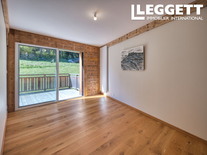 Image No.5-5 Bed Apartment for sale