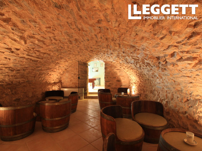 Image No.7-3 Bed House for sale