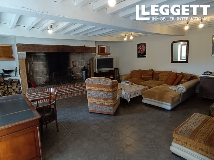 Image No.6-4 Bed House for sale