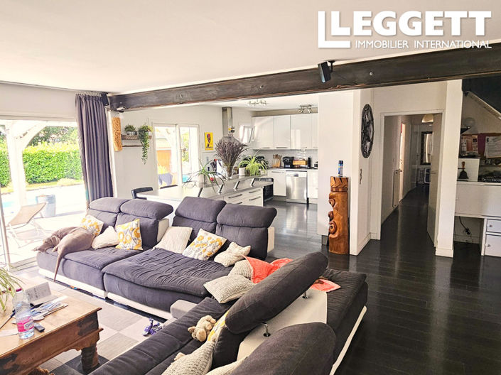 Image No.5-7 Bed House for sale