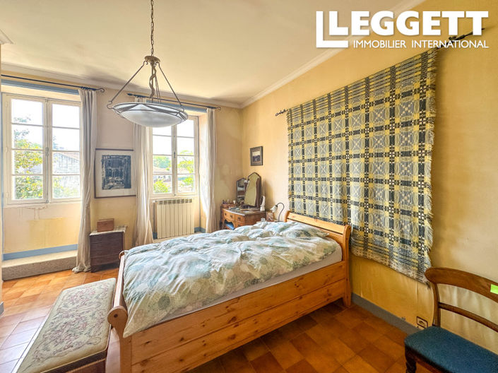 Image No.5-5 Bed House for sale