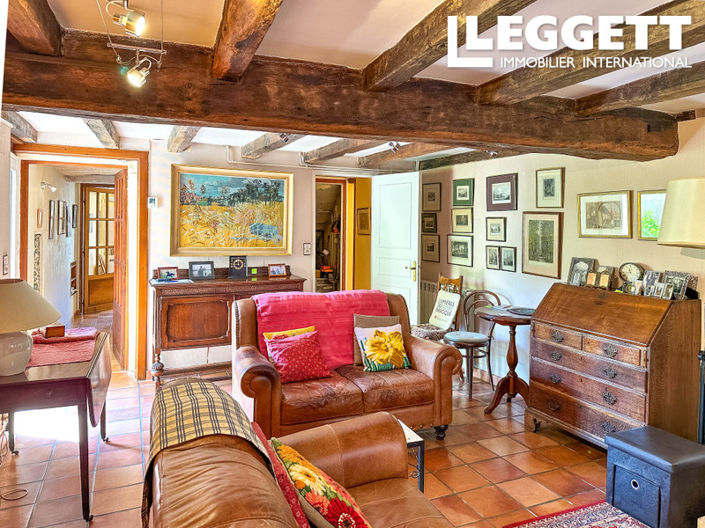 Image No.8-5 Bed House for sale