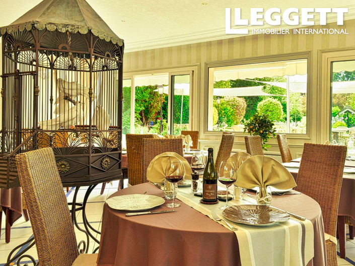 Image No.4-25 Bed Commercial for sale